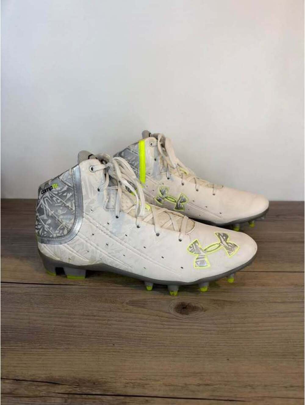 Under Armour Highlight MC Football Cleats 1250088-102 White Silver 9